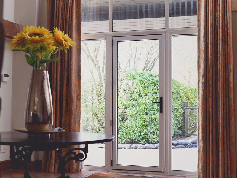 Stylish hardware options for aluminium doors, featuring easy handles, sleek hinges, and secure locking systems