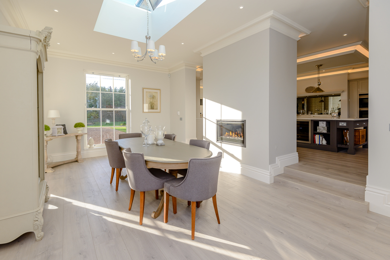 Exquisite Hertfordshire home with energy-efficient wood grain uPVC windows by Quickslide for authentic style