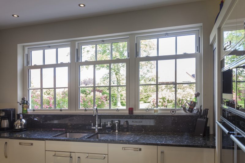 Energy efficient sliding sash windows 