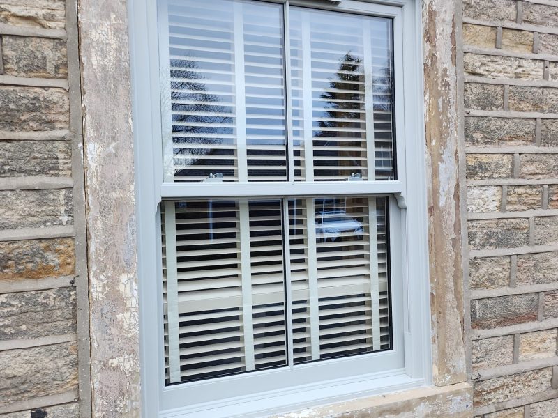 woodgrain-windows